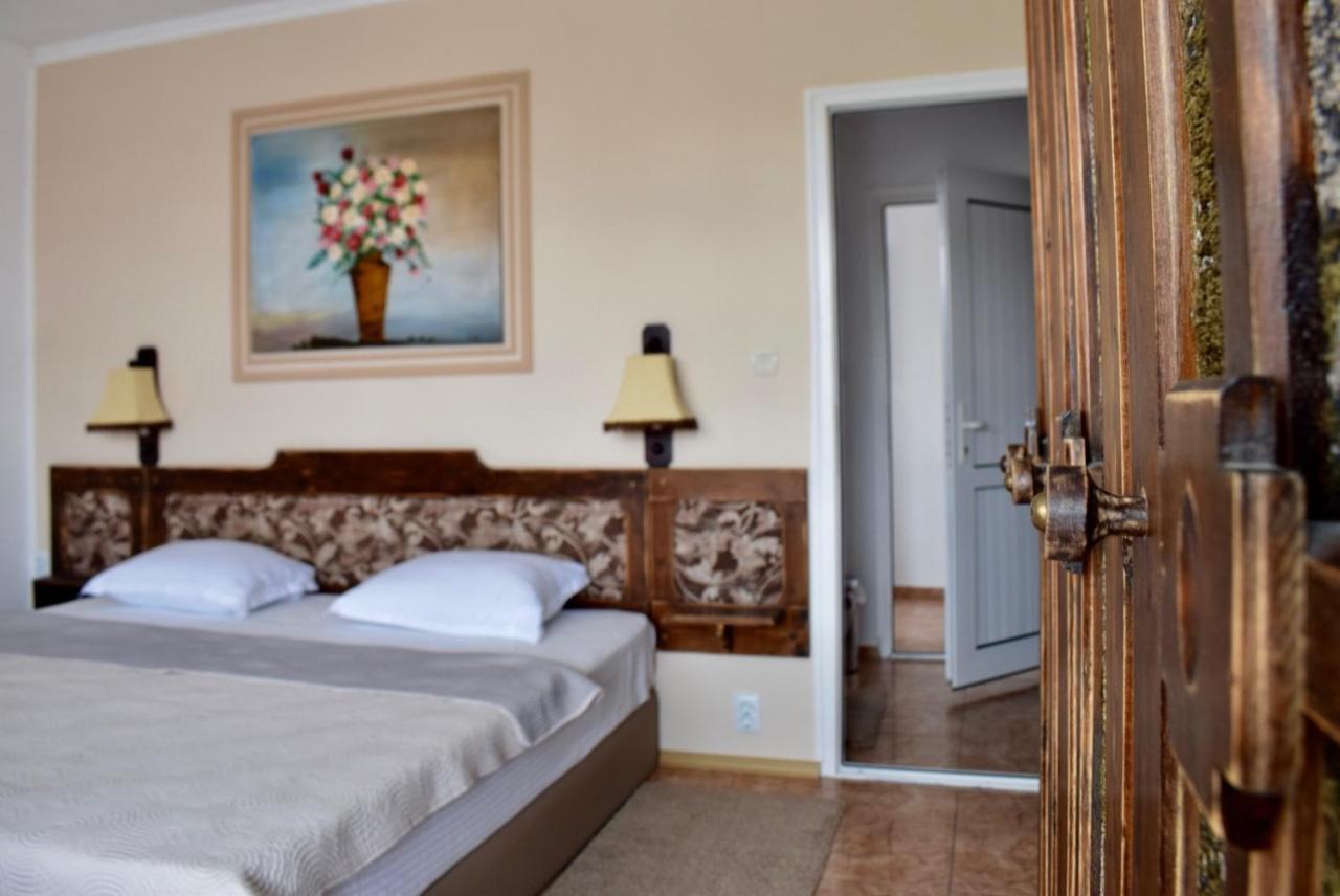 Family Hotel Apolonia Σωζόπολη Εξωτερικό φωτογραφία